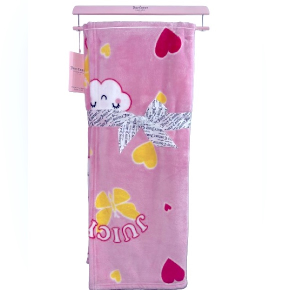 Juicy Couture Pink heart throw blanket